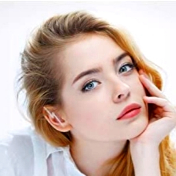 Jewelry - Lightning bolt ear crawler 3/20